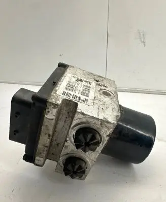 Peugeot 407 ABS Pump 15710601 K70972052