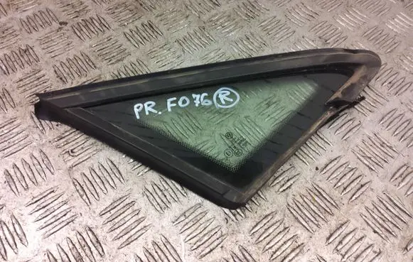 Volkswagen Golf VII Front door vent window glass four-door 43R001565