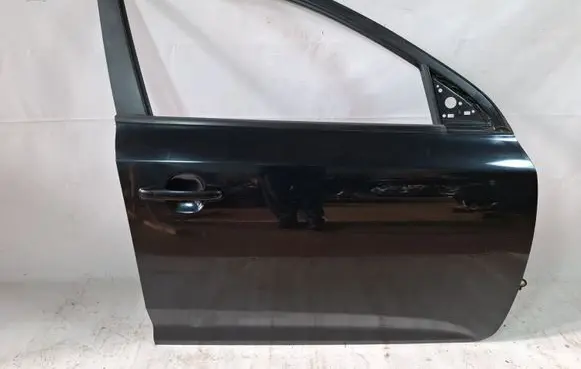 KIA Ceed Front door 
