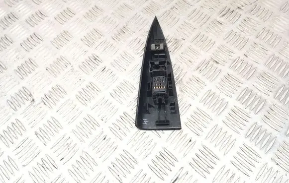 Nissan Note (E11) Electric window control switch