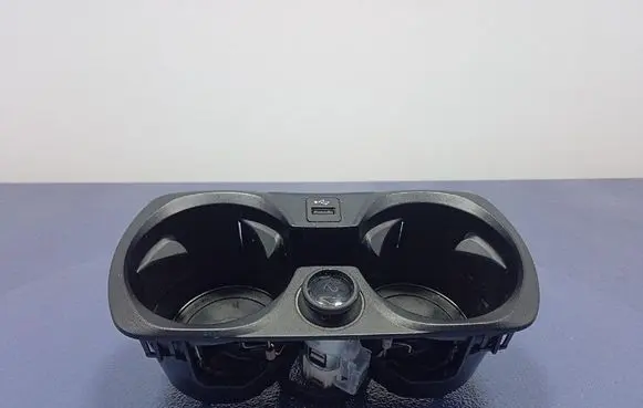 BMW M3 F80 Glove box 6809803