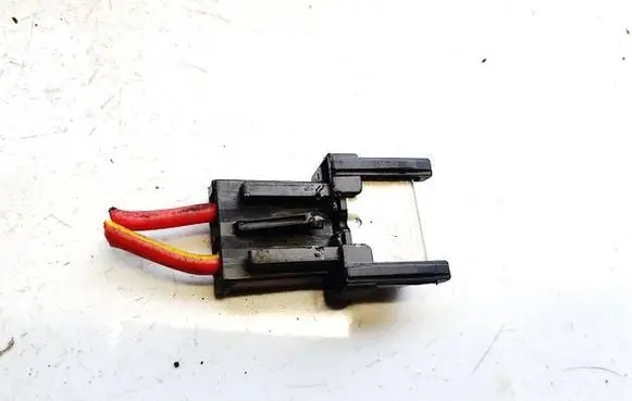 Volkswagen PASSAT B5.5 Other relay 443937105a 30a12vcz