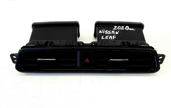 Nissan Leaf II (ZE1) Dashboard air vent grill cover trim 687505SK0B