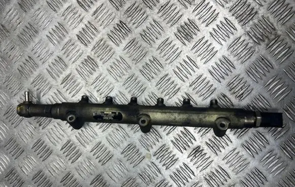 Volvo XC90 Fuel main line pipe 30622085 0445215015 000035