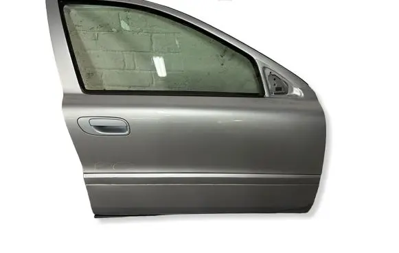 Volvo S60 Front door 