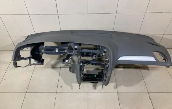 Audi A4 S4 B8 8K Dashboard 8K1857069 8K1857041
