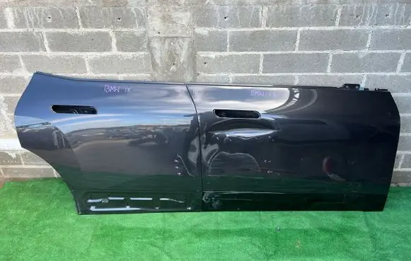 BMW iX Rear door