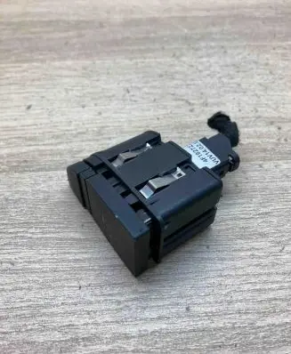 Audi A6 S6 C6 4F Other switches/knobs/shifts 4F1927227B WithPlug
