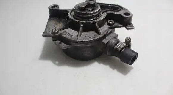 Audi A3 S3 8L Vacuum pump