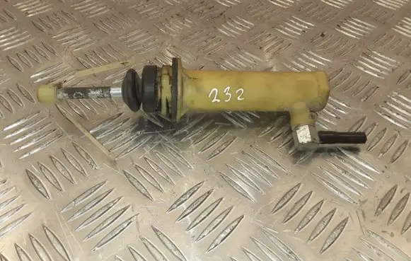 Clutch master cylinder