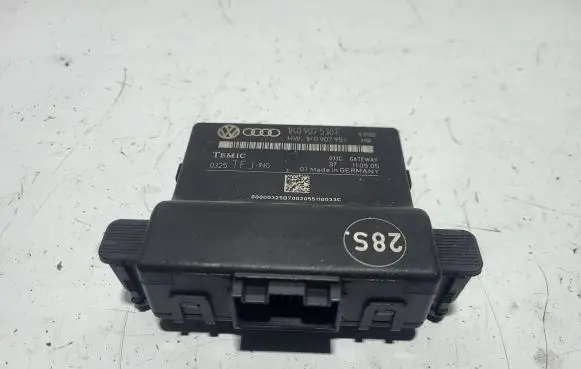 Volkswagen Golf Plus Gateway control module 1K0907530F 0325 1K0907951