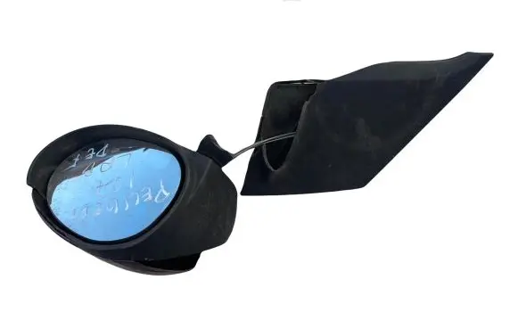 Peugeot 107 Front door electric wing mirror 013775