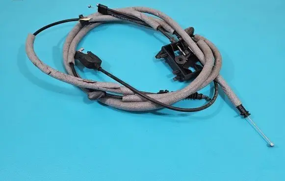 Seat Alhambra (Mk2) Engine bonnet/hood lock release cable 7N0843507D IMPRK1435652