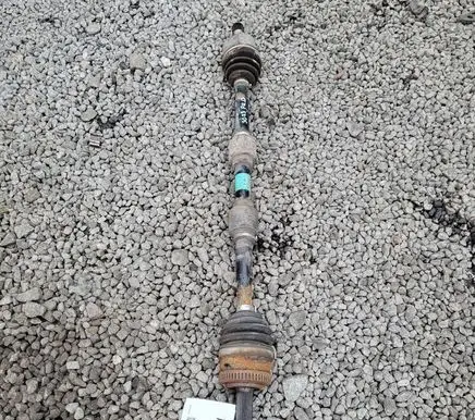 Hyundai i40 Front driveshaft 495013Z450