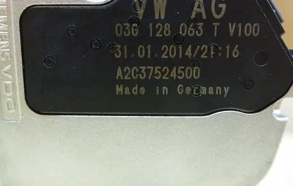 Volkswagen Golf VI Throttle body valve A2C37524500