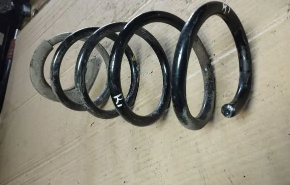 Honda CR-V Front coil spring