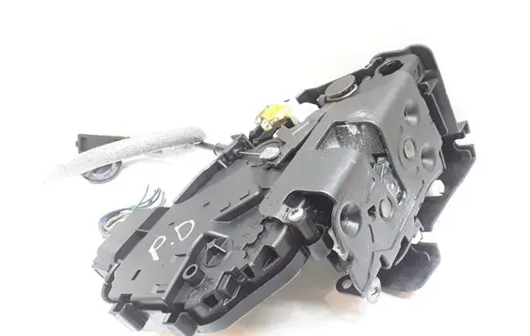 Volvo S80 Front door lock 31253666