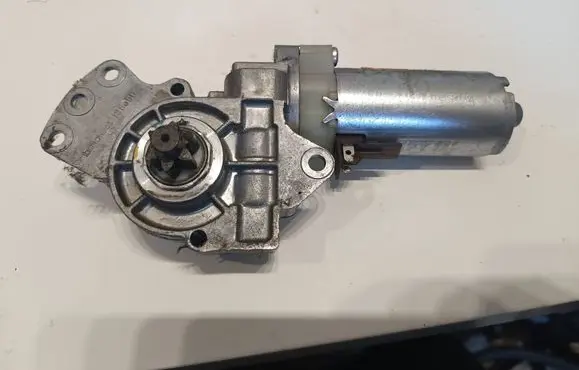 Audi A6 S6 C5 4B Seat adjustment motor 3B0959761Q 28891849971112 00614939