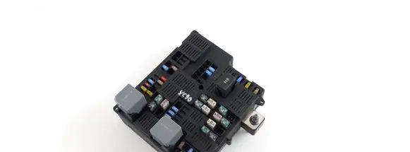 Volvo XC90 Fuse module 31473771