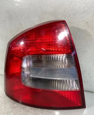 Skoda Octavia Mk2 (1Z) Rear/tail lights 1z5945095b