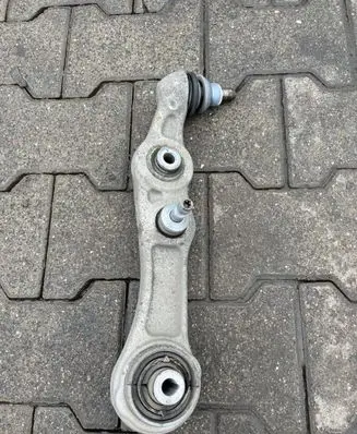 Mercedes-Benz C W205 Front control arm 20513