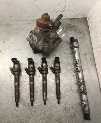 BMW 3 E90 E91 Fuel injection system set 0445110289 7797874 0445214182