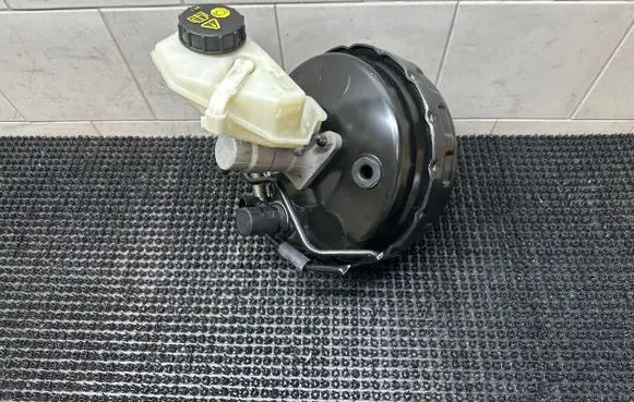 Volvo V60 Brake booster 31329896