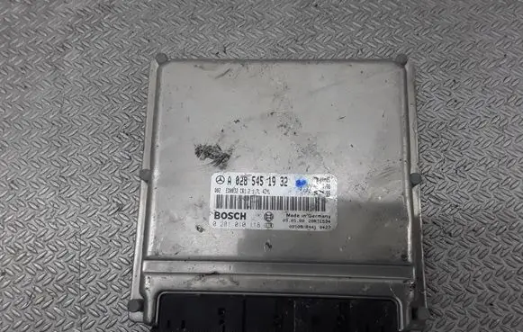 Mercedes-Benz A W168 Engine control unit/module A0285451932 0281010118