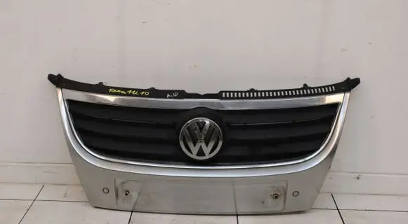 Volkswagen Touran I Front bumper upper radiator grill 1T0853651