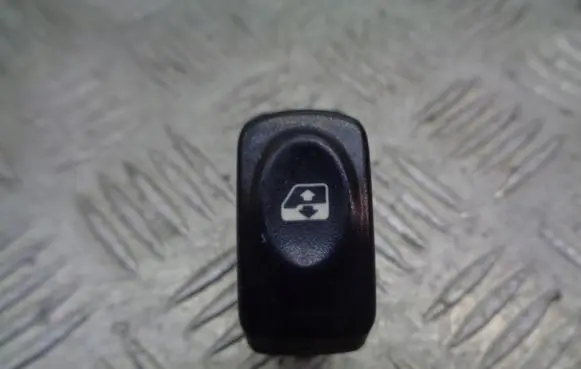 Renault Thalia I Quarter vent window switch 429998K