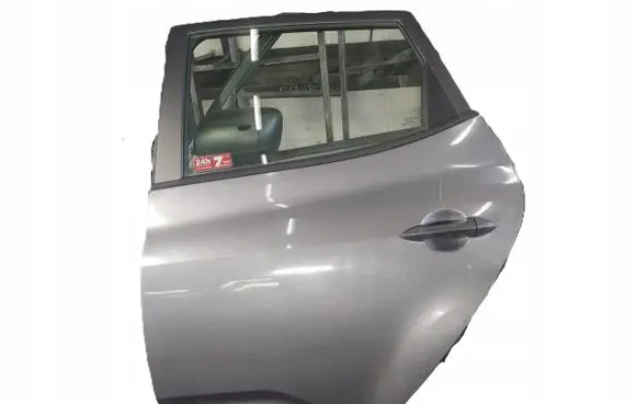 KIA Venga Rear door