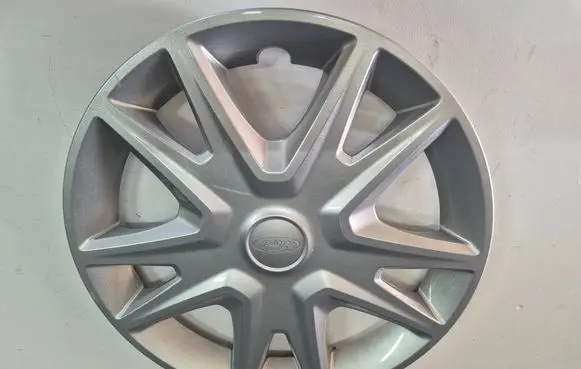 Ford Fiesta R15 wheel hub/cap/trim H1BC1130CB D38MF