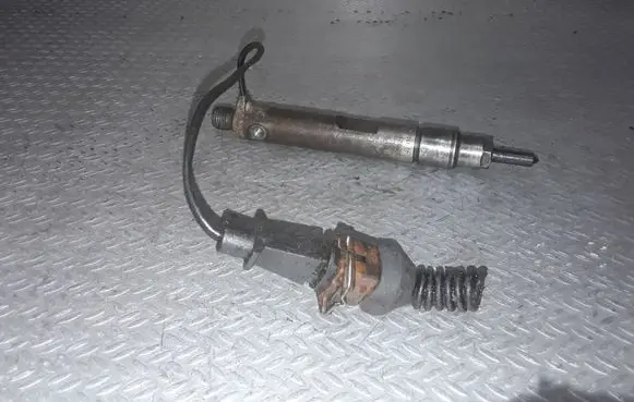 Ford Galaxy Fuel injector 028130201S
