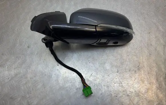 Volvo V60 Front door electric wing mirror 31371241