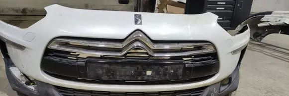 Citroen DS5 Front bumper