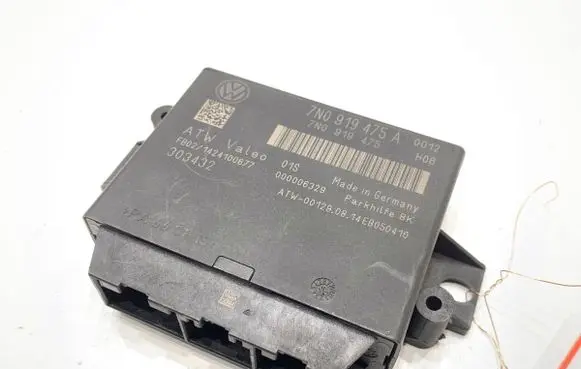 Seat Alhambra (Mk2) Parking PDC control unit/module 7N0919475A
