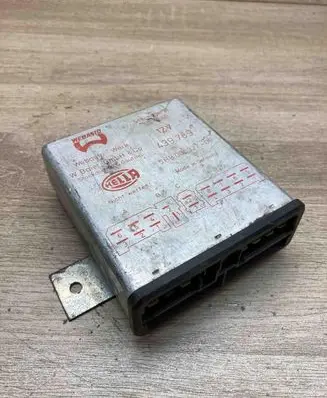 Audi 100 S4 C4 Auxiliary heating control unit/module 5HB00432700 439789 SG1560