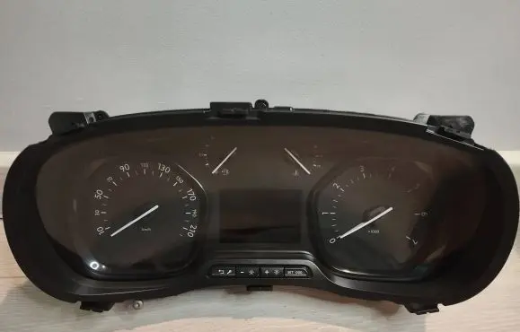 Citroen Jumpy Speedometer (instrument cluster) 9823960480 01112018 SN20508518