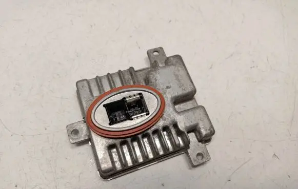 BMW 5 F10 F11 Xenon control unit/module 7237647 63117237647