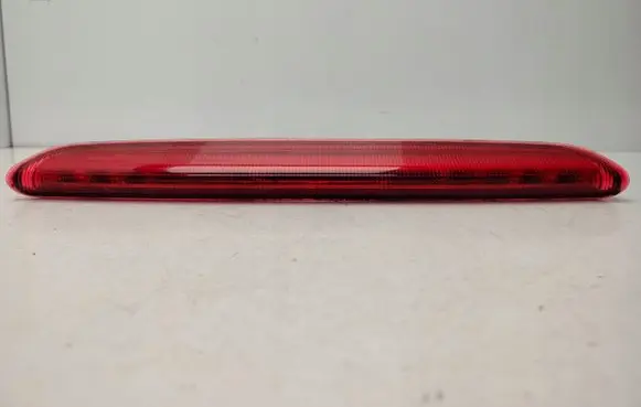 Audi A3 S3 8P Third/center stoplight 8P4945097