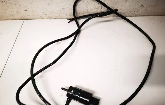 Tesla Model Y Windscreen/windshield washer pump hs1278h9000