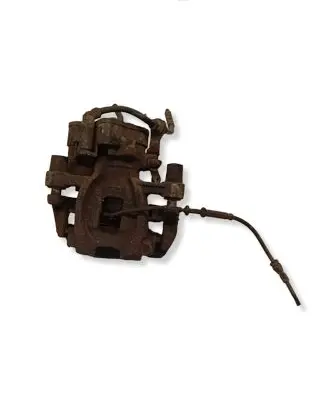 BMW 2 F46 Rear brake caliper 