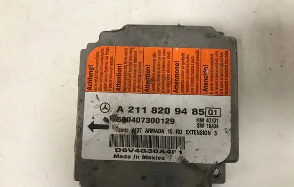Mercedes-Benz C W203 Airbag control unit/module A2118209485