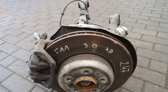 BMW 5 F10 F11 Front wheel hub spindle knuckle 