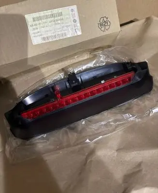 Skoda Fabia Mk2 (5J) Third/center stoplight 5J6945097 1000448601 C0031266