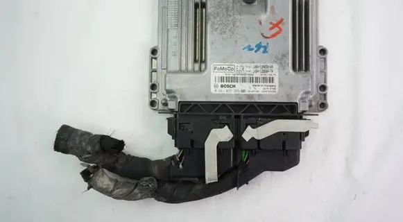 Ford Focus Engine control unit/module ECU JV6A12A650XA JV6A12B684TA 0281035369