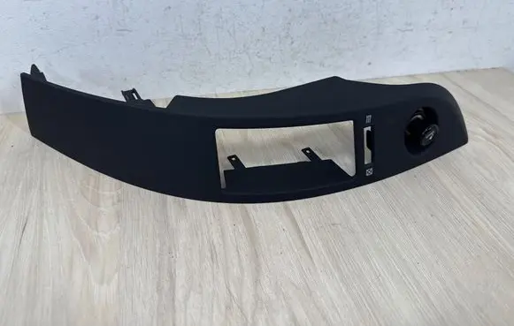 Toyota Corolla Verso AR10 Dash center air vent grill 5568064010