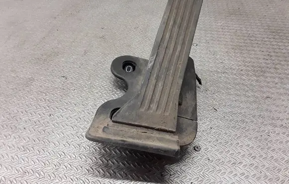Mazda 6 Accelerator throttle pedal GHK341600 6PV31204102