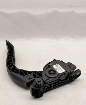 Audi A5 8T 8F Accelerator throttle pedal 8K1721523 6PV00950500 09102007