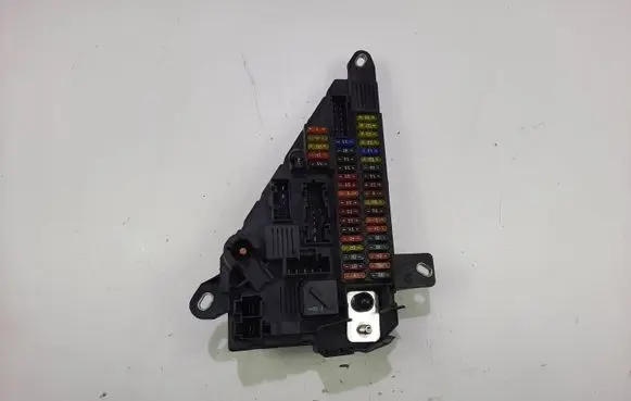 BMW 5 E60 E61 Fuse box set 9138830